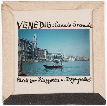 Vorschaubild Venedig: Canale Grande, Blick zur Piazetta und Dogenplast (Foto 1944) 